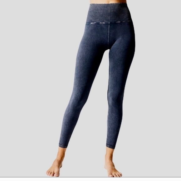 🦋FP MOVEMENT SOFT LEGGINS - Picture 7 of 10